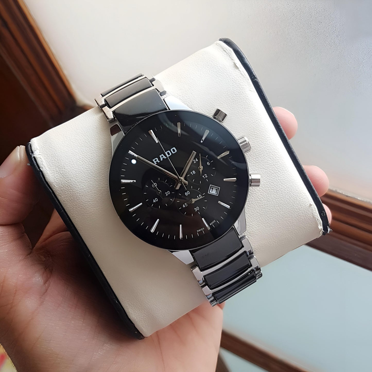 *Rado Centrix Chronograph in Black ceramic & steel Live Hands-On* 🤩